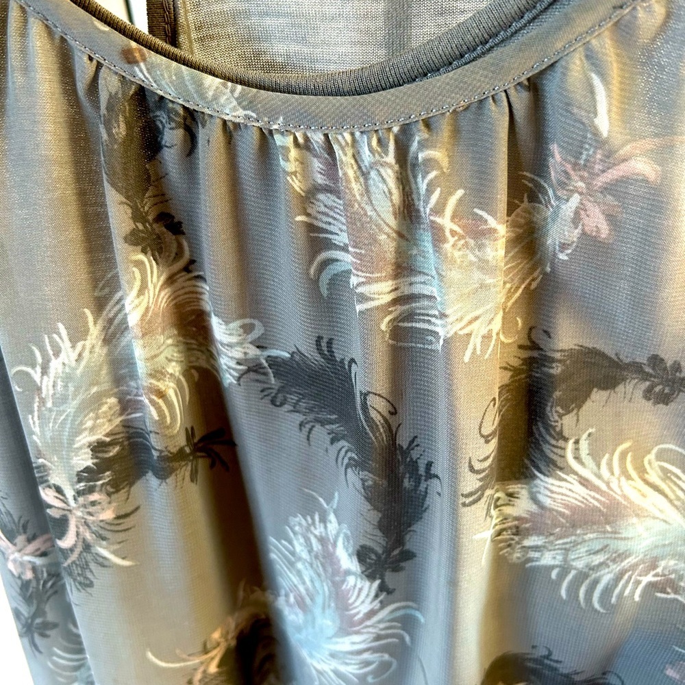 Lauren Conrad Tank - Picture 3 of 5